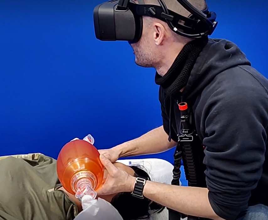 Mixed-Reality-Training with BlueRoom  